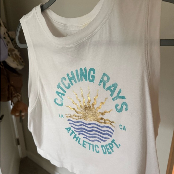 Chasing Rays Summer Tank - Picture 3 of 5